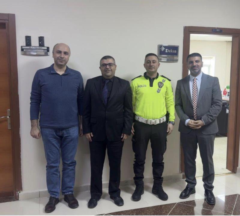 Ardahan İl Trafik Şube Müdürü Başkomiser Aykut Akraç'tan Fakültemize Ziyaret